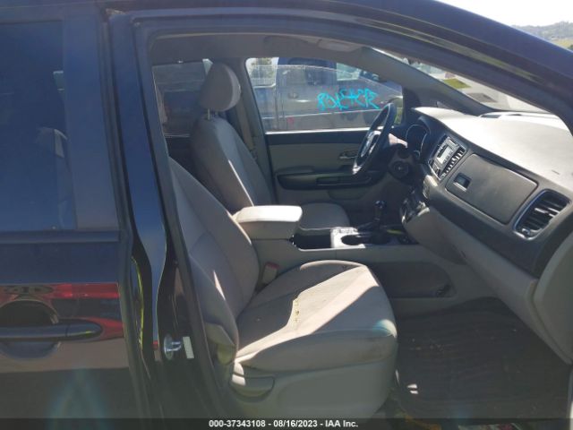 KNDMB5C18G6203769 KIA SEDONA LX
