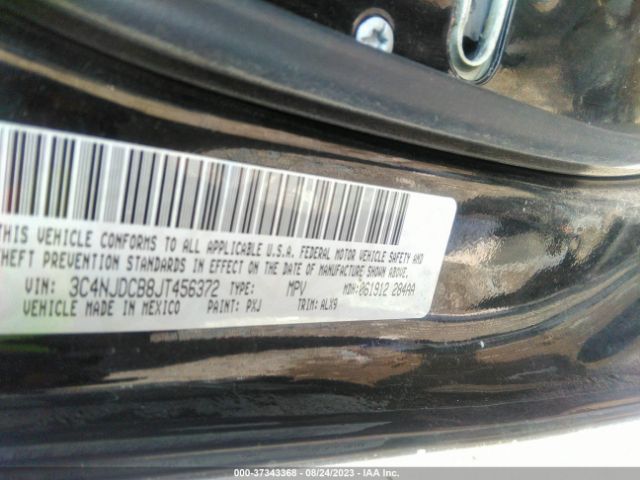 3C4NJDCB8JT456372 Jeep Compass Limited