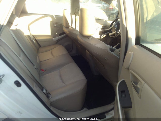 Toyota Prius Four 2015 JTDKN3DU4F0455015 Image 8