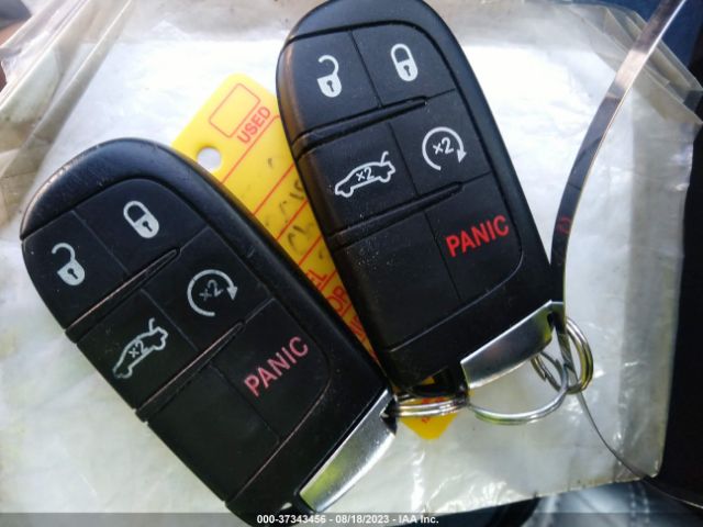 2C3CCABG0FH848912 Chrysler 300 300s