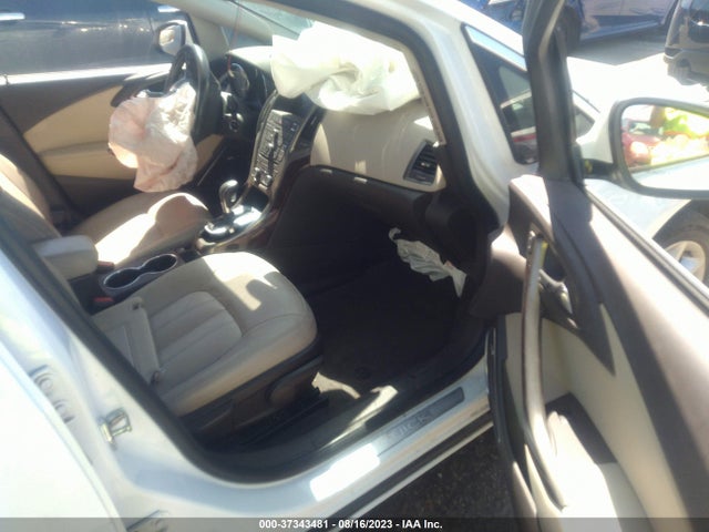 1G4PS5SK0G4171818 Buick Verano Leather Group
