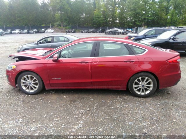 3FA6P0MU6KR192083 Ford Fusion Hybrid Sel