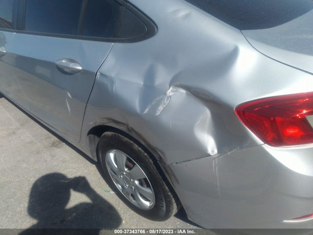 Chevrolet CRUZE LS 2017 1G1BC5SMXH7163246 Image 6