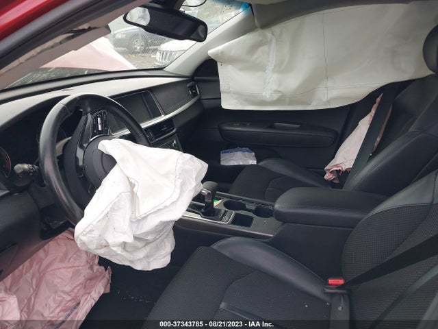 KIA Optima S 2019 5XXGT4L37KG323630 Image 5