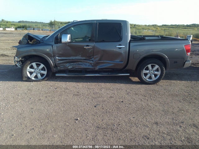 2014 NISSAN TITAN SL VIN: 1N6BA0EC7EN512774