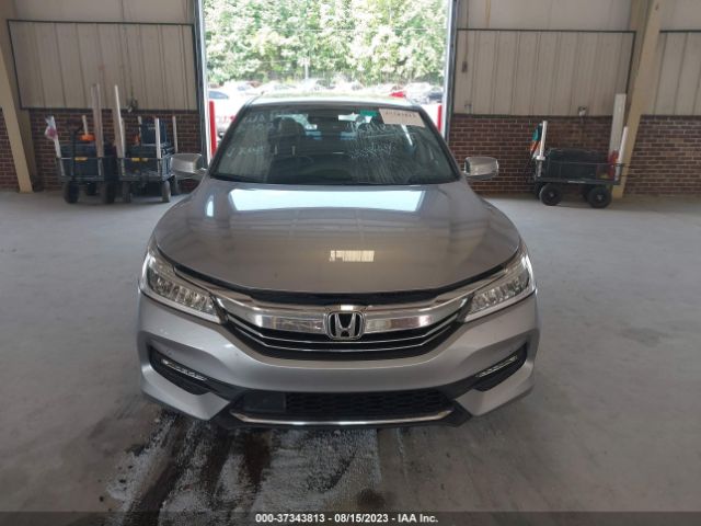 1HGCR3F9XHA001383 Honda Accord Sedan Touring