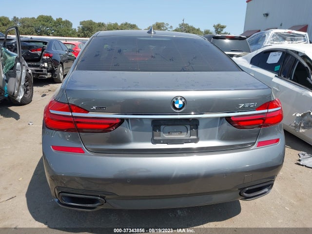 BMW 7 Series 750i Xdrive 2016 WBA7F2C58GG415565 Image 17