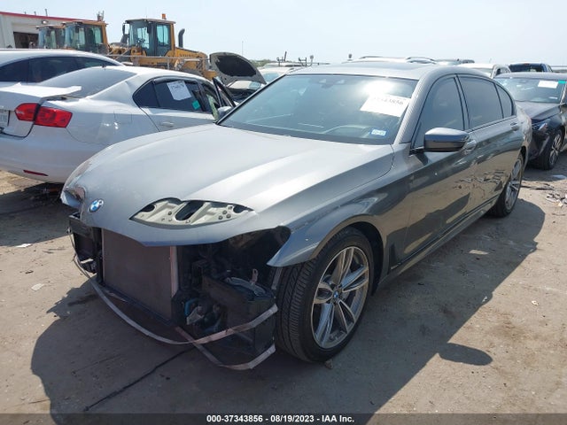 BMW 7 Series 750i Xdrive 2016 WBA7F2C58GG415565 Image 2