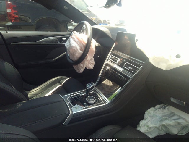 BMW 8 Series M850i 2023 аукцион фото