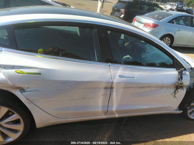 Tesla Model 3 Long Range/performance 2019 5YJ3E1EB2KF433466 Image 4