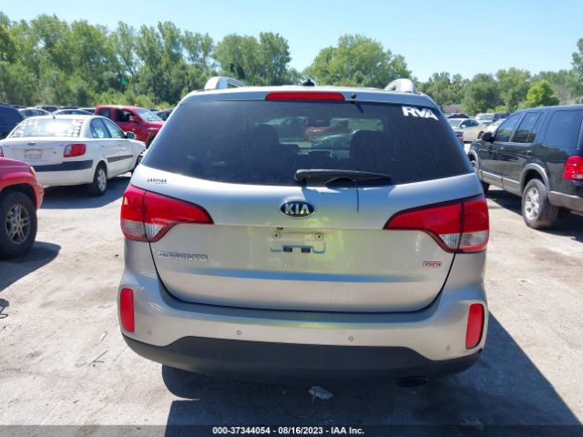 5XYKTCA60FG656142 KIA SORENTO LX