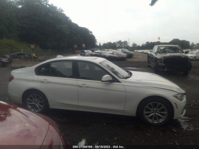 WBA8E5G56JNU47856 BMW 3 Series 320i Xdrive