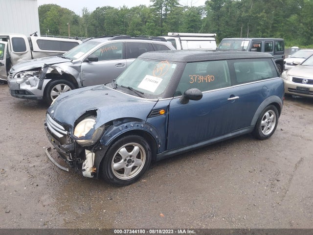2011 MINI COOPER CLUBMAN WMWZF3C57BTY00503 Photo 1