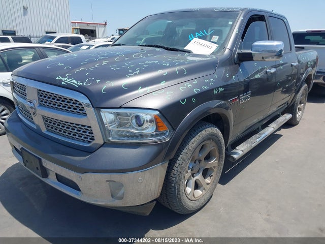 RAM 1500 Laramie 2015 1C6RR6NMXFS623920 Image 2