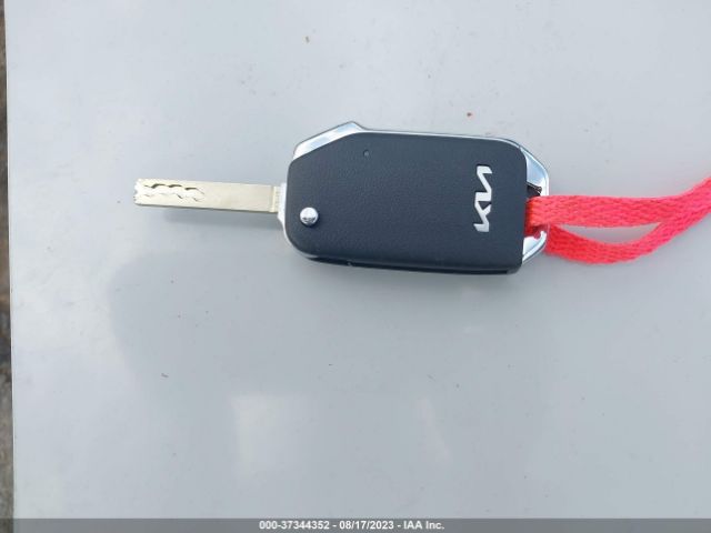 KNDJ23AU7P7212879 KIA SOUL LX