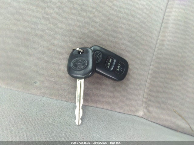 2007 TOYOTA COROLLA CE/S/LE VIN: 2T1BR32E47C738375