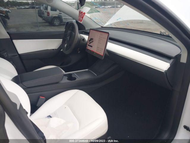 7SAYGDEF6NF451061 Tesla Model Y Performance