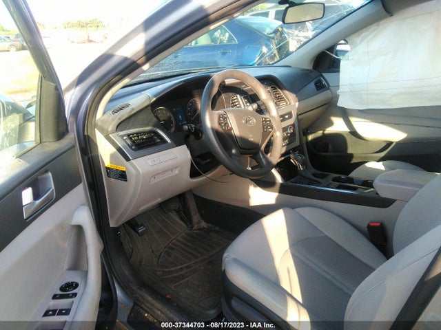2015 HYUNDAI SONATA 2.4L SE VIN: 5NPE24AF6FH023112