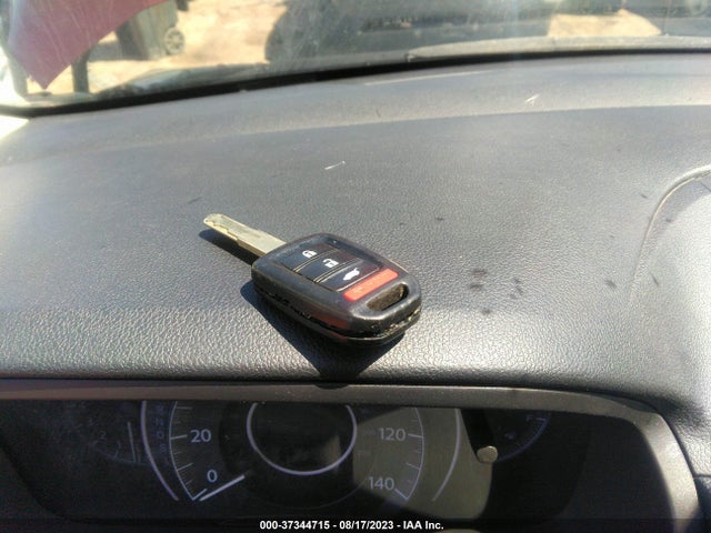 Honda CR-V LX 2015 2HKRM3H35FH528592 Image 3