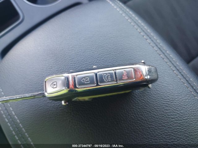 KNDPMCAC6M7944069 KIA Sportage Lx