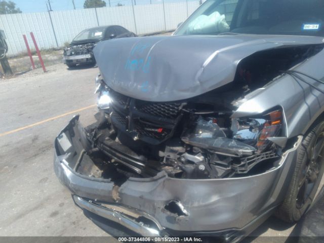3C4PDDGG5JT522995 Dodge Journey Crossroad