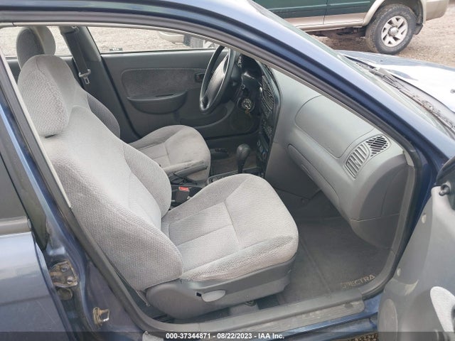 2003 KIA SPECTRA BASE/LS VIN: KNAFB121035250875