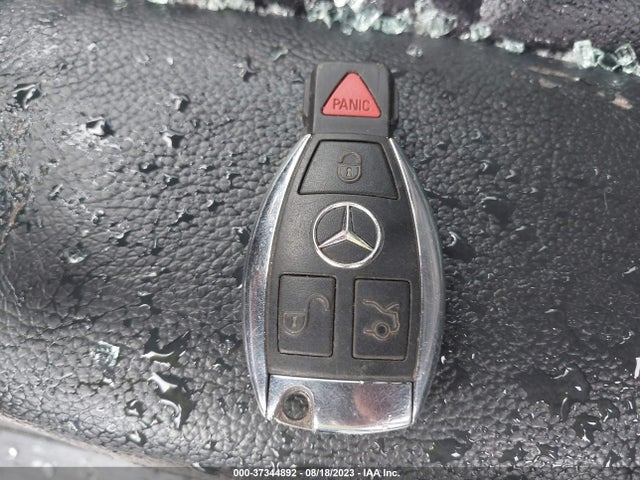 2013 Mercedes-benz C-class C 300 მანქანა იყიდება აუქციონზე, vin: WDDGF8AB0DR301550, აუქციონის ნომერი: 37344892