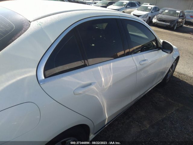 55SWF4JB6GU163889 Mercedes-Benz C-class C 300