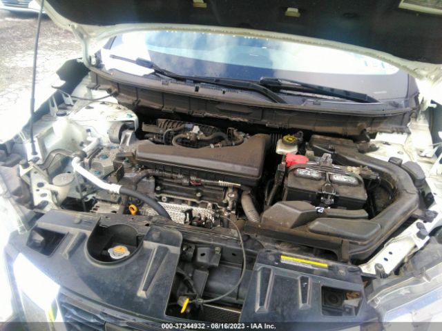 JN8AT2MV1HW023765 Nissan Rogue Sl