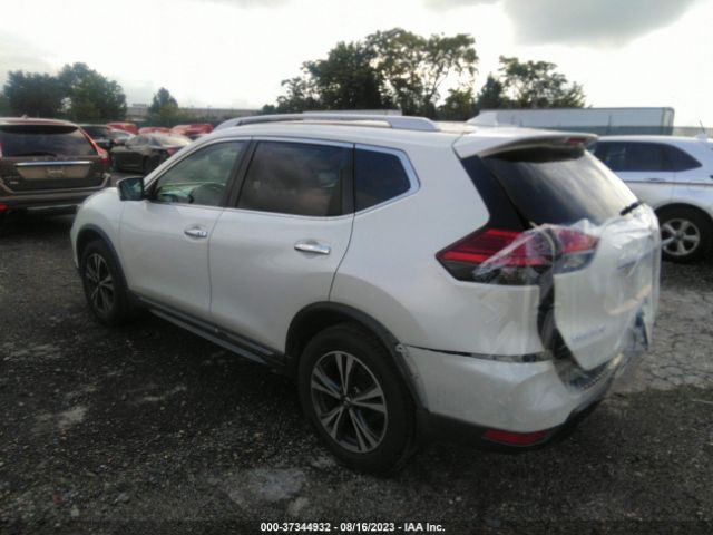 JN8AT2MV1HW023765 Nissan Rogue Sl