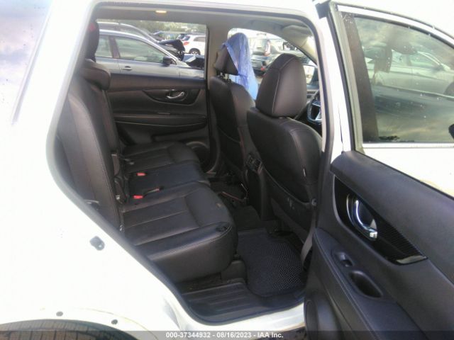JN8AT2MV1HW023765 Nissan Rogue Sl