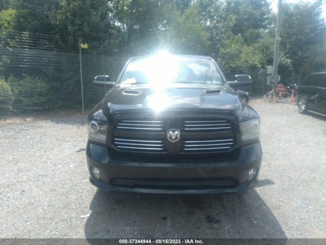 1C6RR7MT3ES138046 RAM 1500 Sport