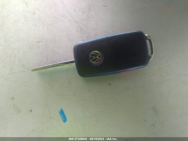 1VWBP7A35EC013299 Volkswagen PASSAT SE