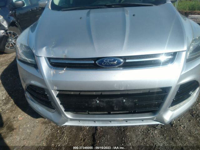1FMCU9J97EUC72480 Ford Escape Titanium