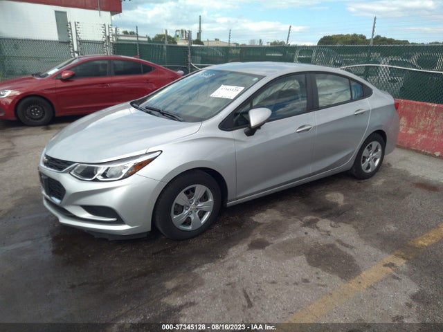 Chevrolet CRUZE LS 2018 1G1BC5SM4J7248217 Image 2