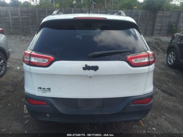 1C4PJMCB4GW139720 Jeep Cherokee Altitude