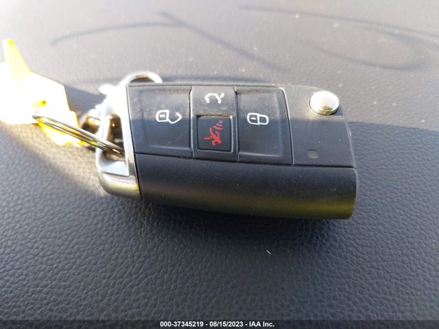 3VV3B7AX9JM190554 Volkswagen Tiguan Sel/se