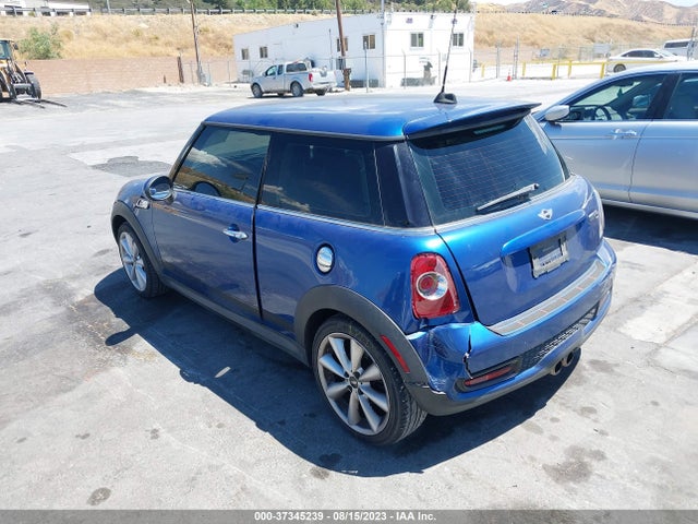 2012 MINI COOPER HARDTOP WMWSV3C54CTY16583 Photo 2