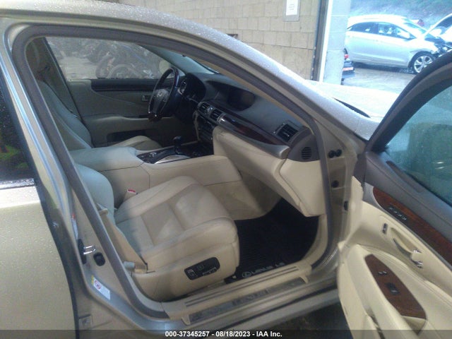 2017 Lexus LS, VIN: JTHCL5EF8H5028057