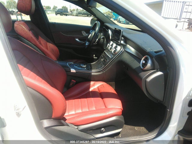 55SWF4JB3HU182725 Mercedes-Benz C-class C 300