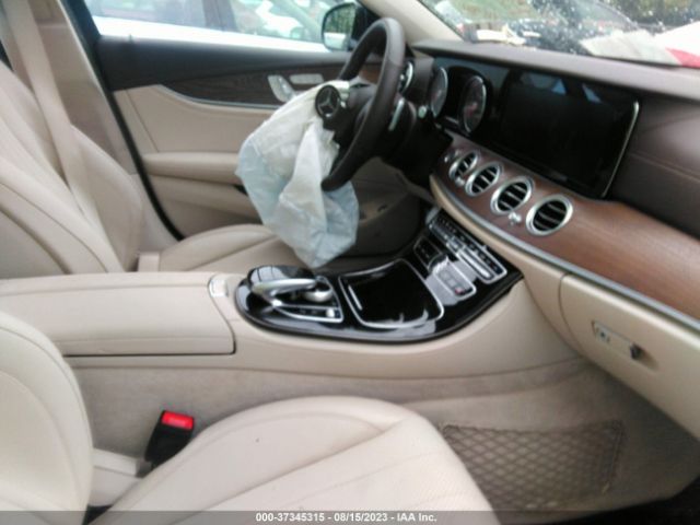 WDDZH6GB9HA169343 Mercedes-Benz E 400 4matic