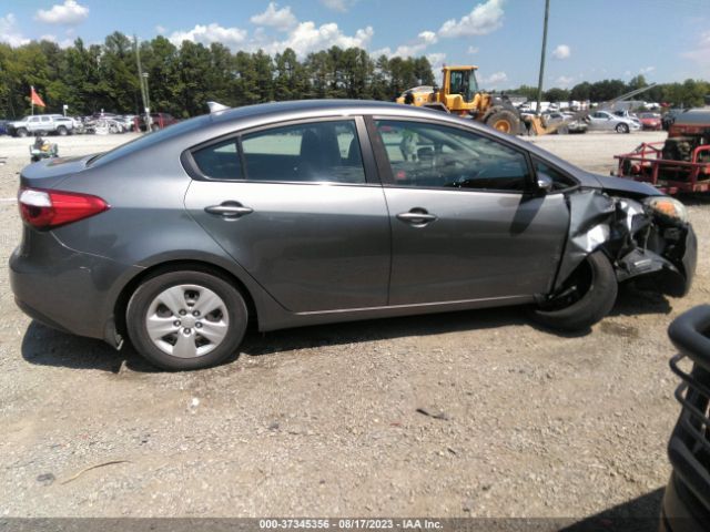 KNAFX4A65G5527106 KIA FORTE LX