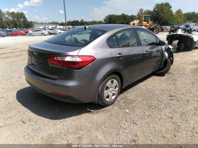 KNAFX4A65G5527106 KIA FORTE LX