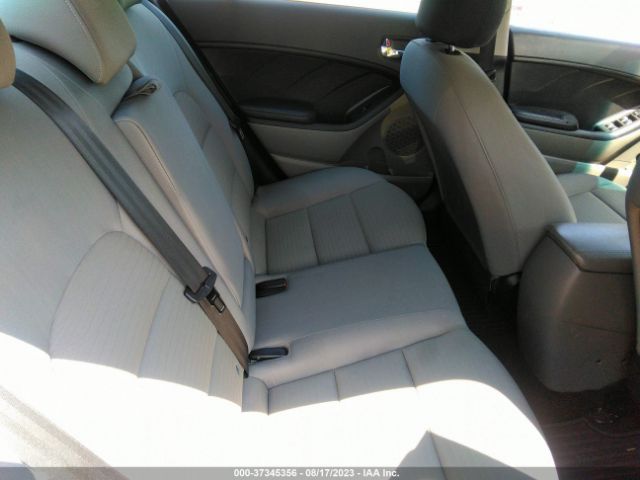 KNAFX4A65G5527106 KIA FORTE LX