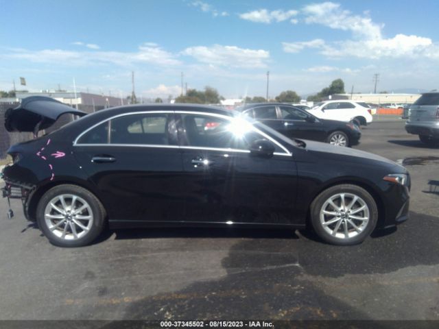 W1K3G4EB4LJ208347 Mercedes-Benz A-class A 220