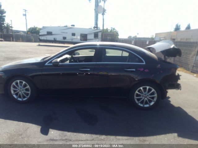 W1K3G4EB4LJ208347 Mercedes-Benz A-class A 220