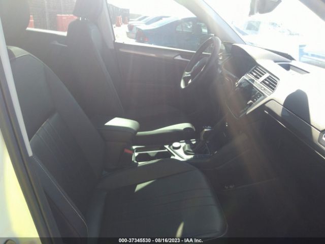 2022 VOLKSWAGEN TIGUAN 3VV2B7AX3NM115799 Photo 4