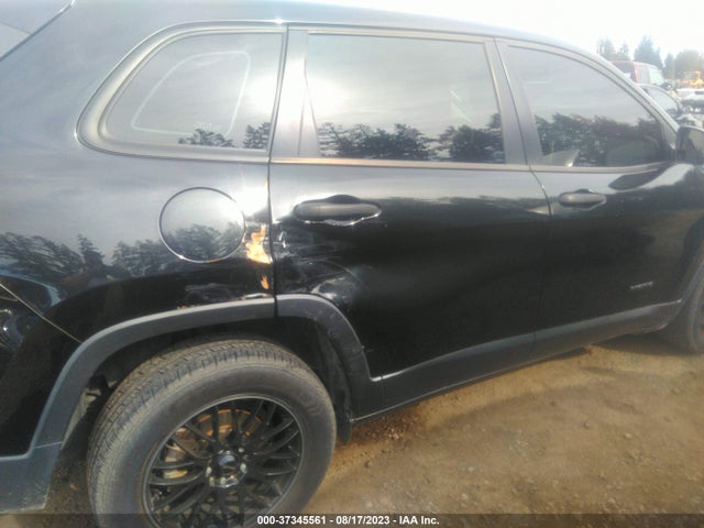 1C4PJLAB4FW766557 Jeep Cherokee Sport