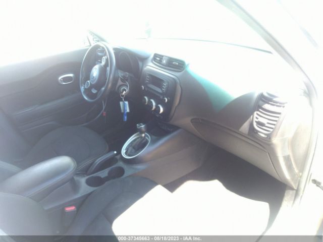 KNDJP3A56E7033918 KIA SOUL +