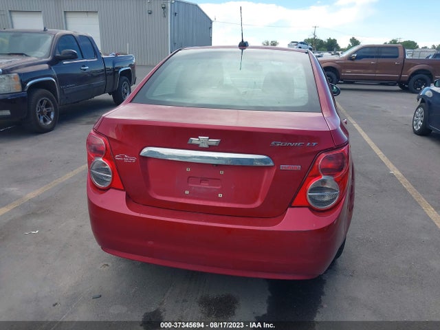 Chevrolet SONIC LT 2015 1G1JC5SB6F4217716 Image 16